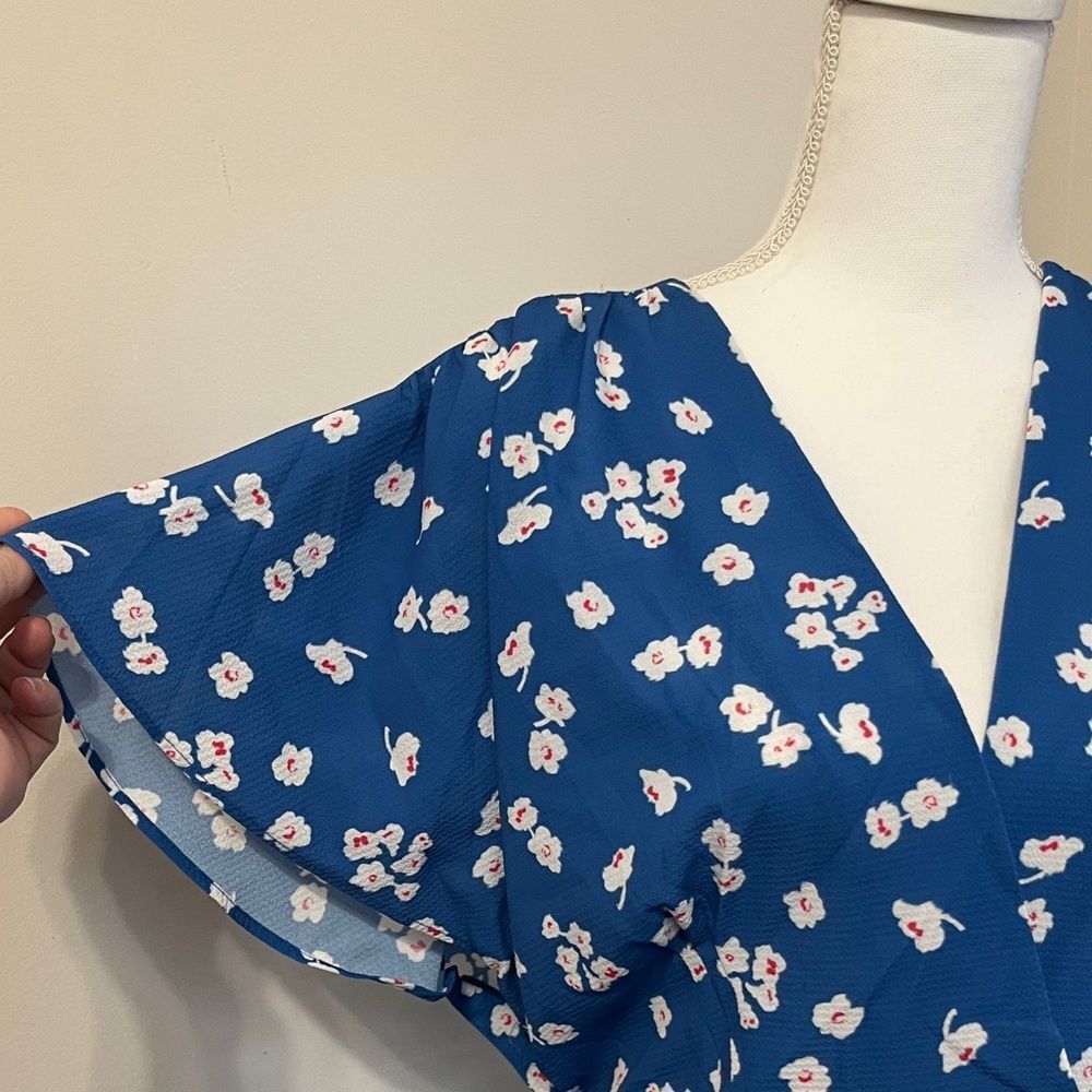 NWT French Connection Floral Blue Wrap Dress Size 12 L Large - Picture 3 of 11